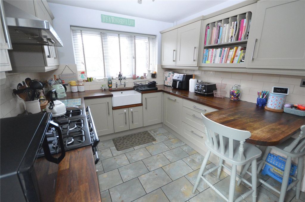 Property photo 3 of 17 Picture No. 05