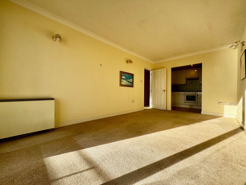 Property photo 3 of 9