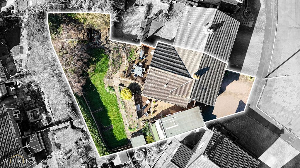 Property photo 2 of 41 Photograph