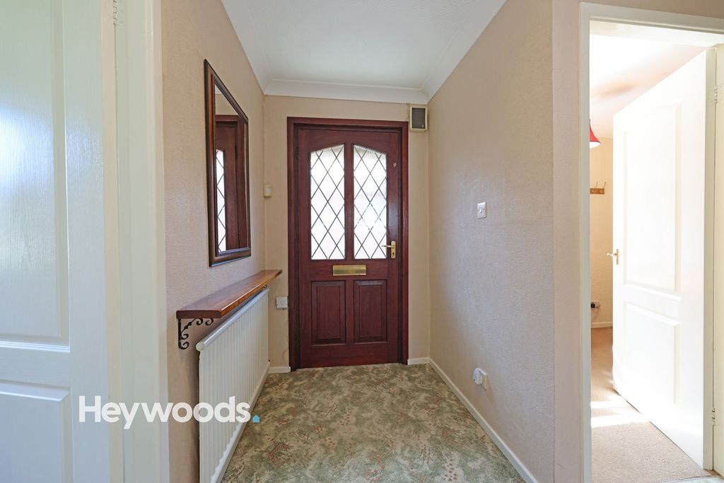 Property photo 3 of 34