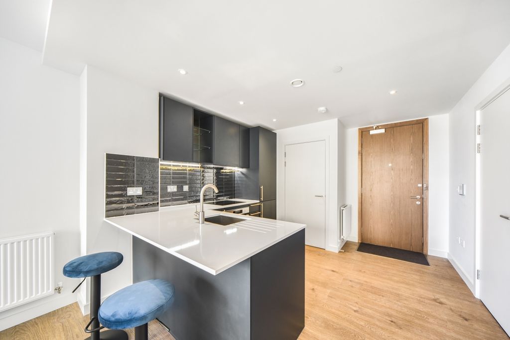 Property photo 1 of 11 Dsc_1256_High