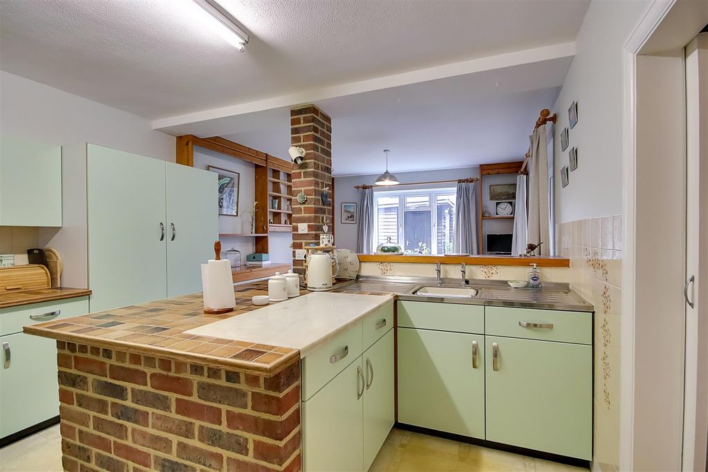 Property photo 3 of 27 Img_1949-Img_1951.Jpg