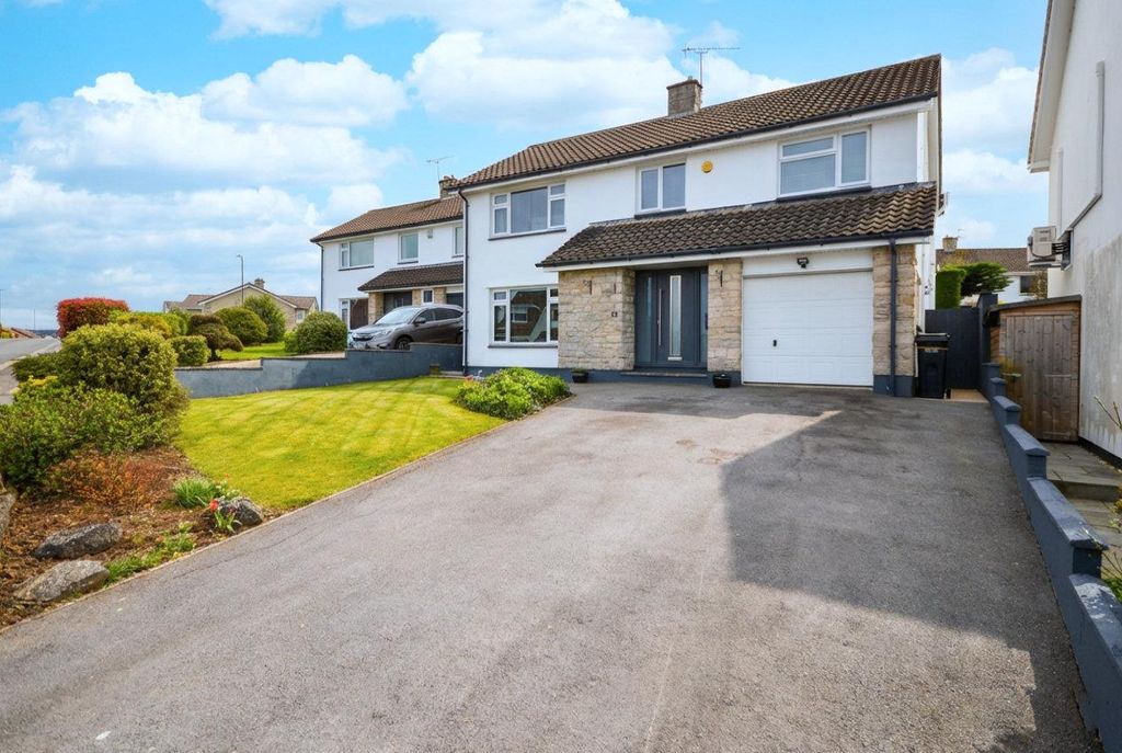 Property photo 1 of 35 Outside