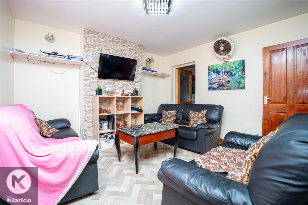 Property photo 3 of 14 Photo-2.Jpg