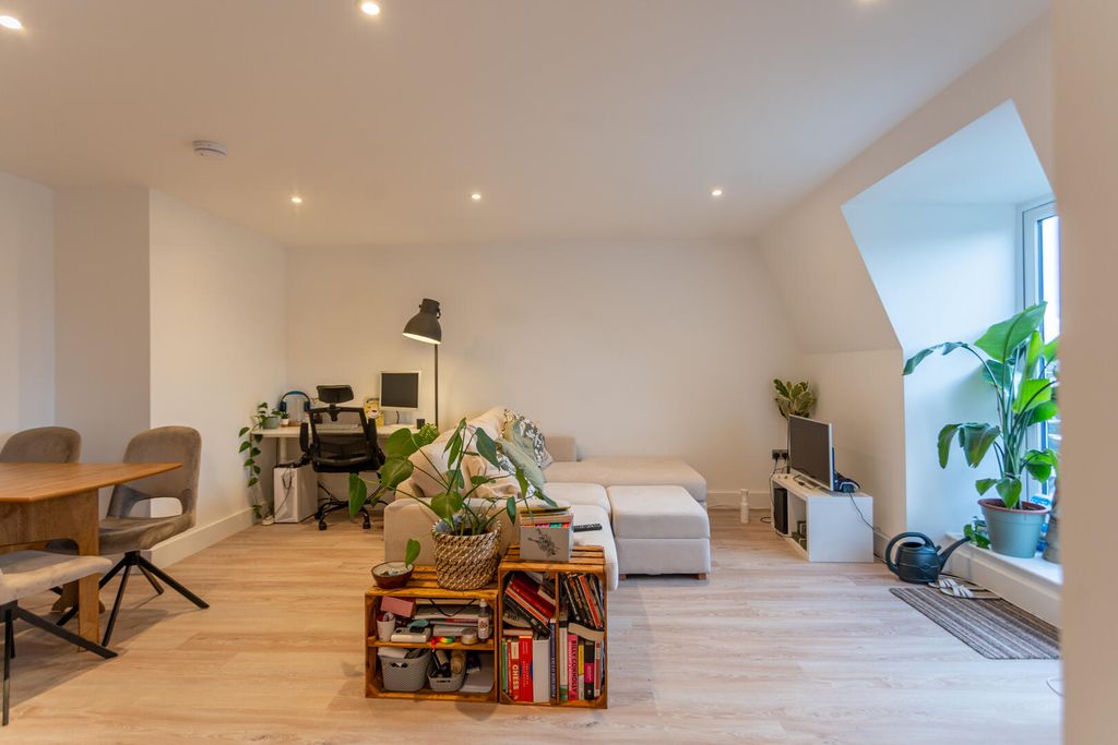 Property photo 3 of 26 Living Room