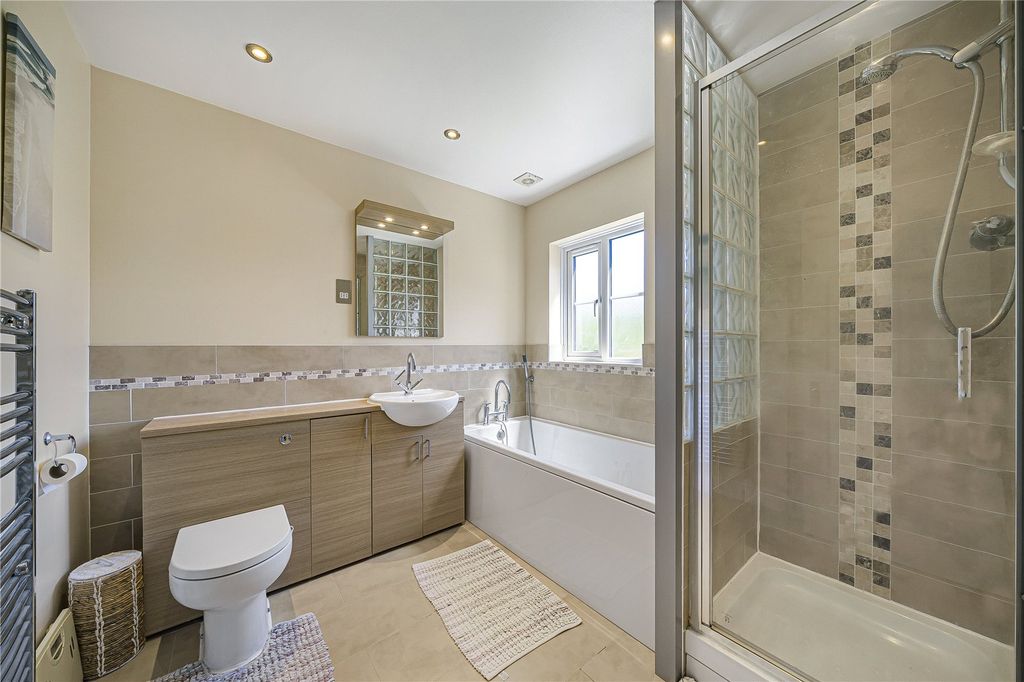 Additional image 13 of 5 bed detached house for saleCortland Close, Crayford, Kent DA1