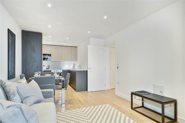 Property photo 2 of 10