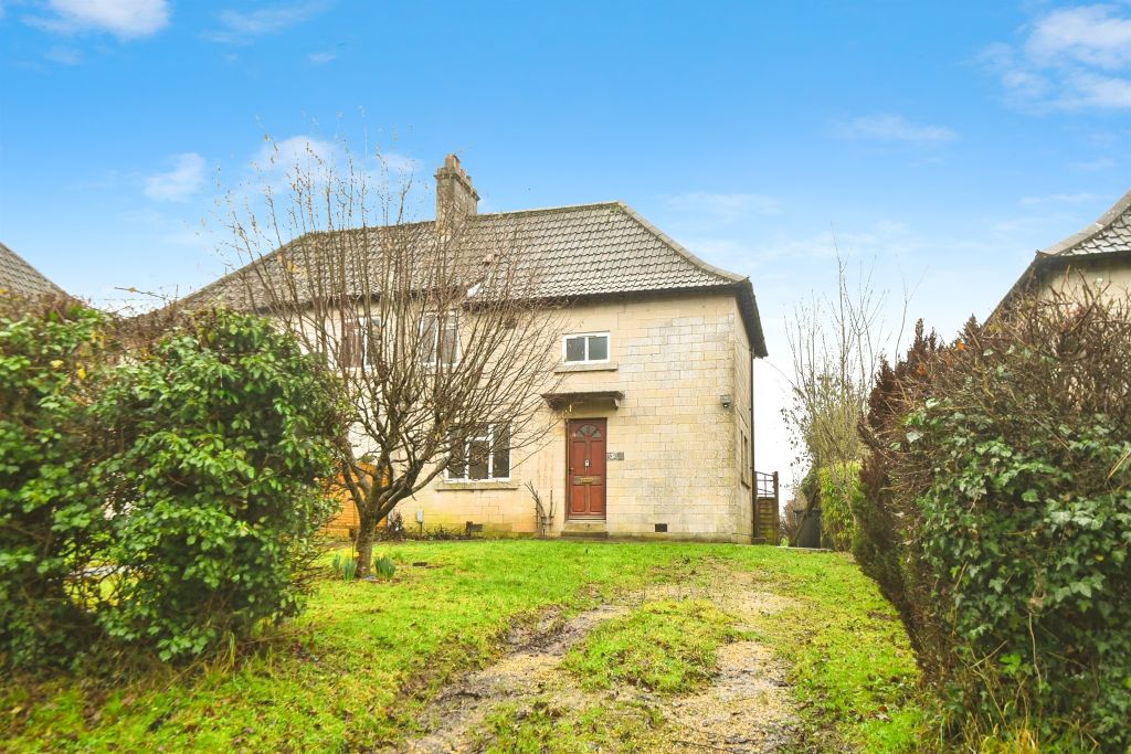 Property photo 2 of 40