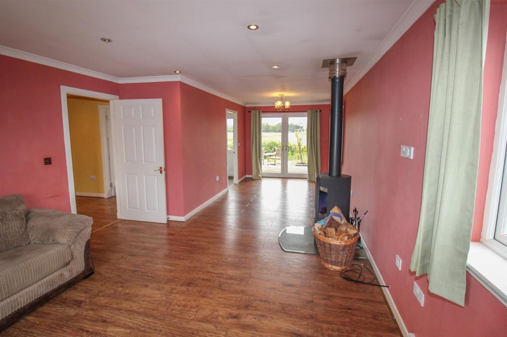 Property photo 2 of 13 Lounge-Diner (2)-2.Jpg