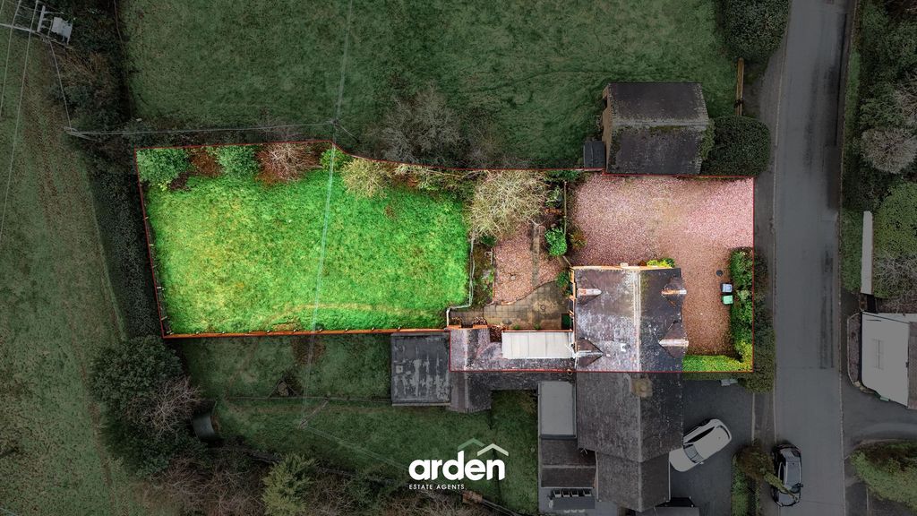 Property photo 2 of 21