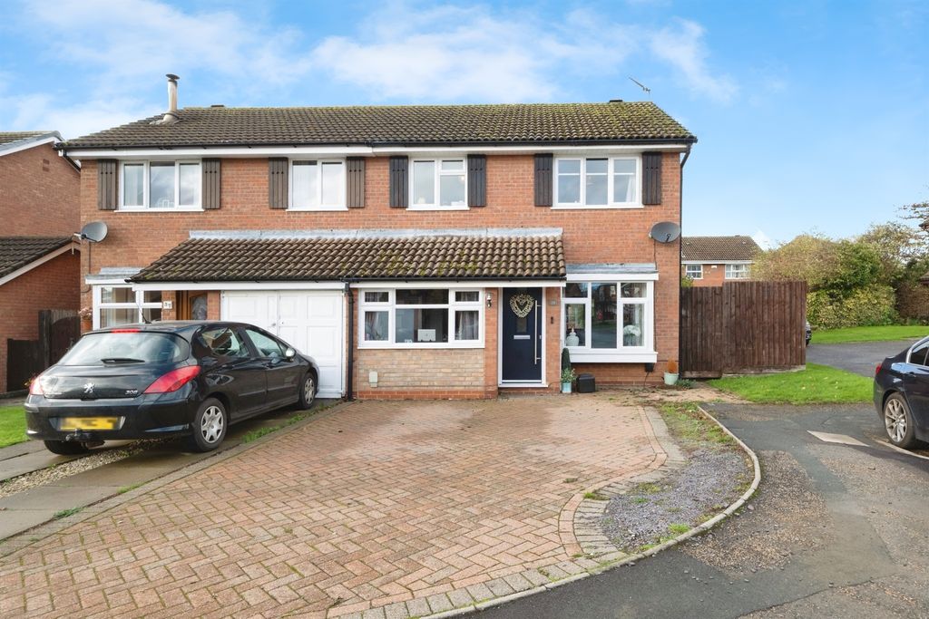 Property photo 1 of 17