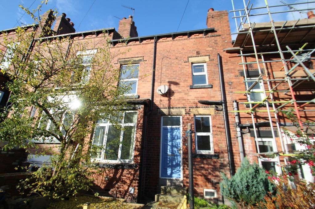 Property photo 1 of 9 0 General