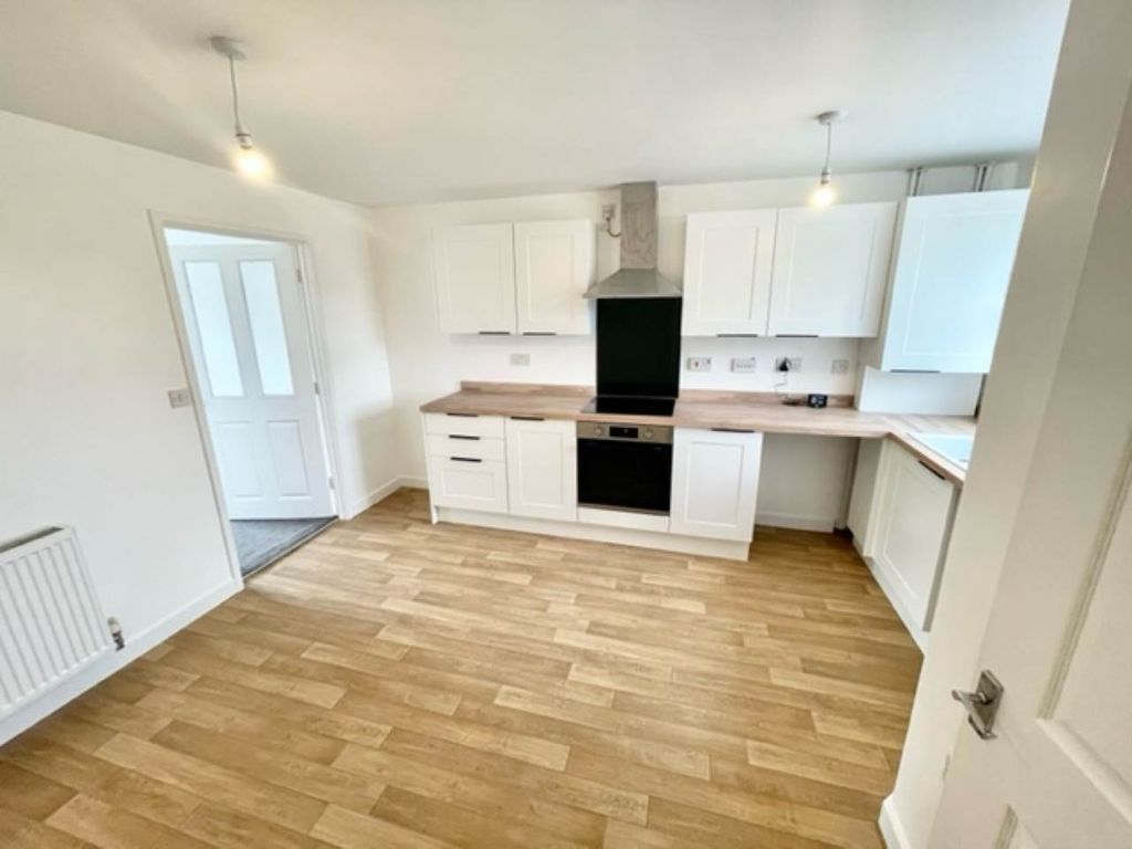 Property photo 2 of 25 Image27