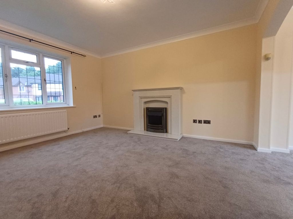 Property photo 2 of 20 Img_2904