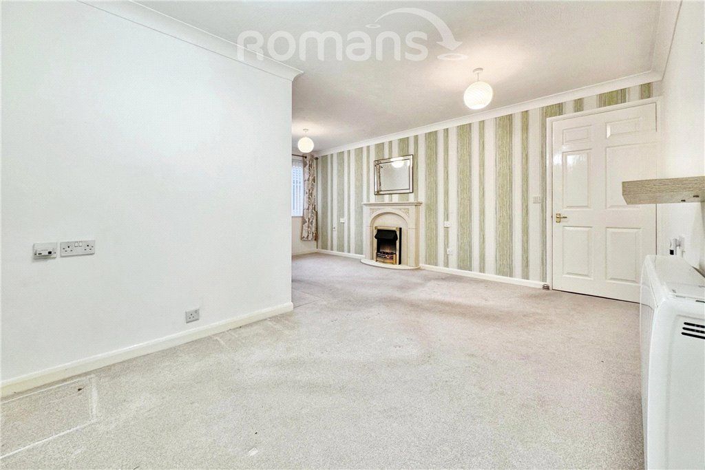 Property photo 3 of 11 Lounge Diner