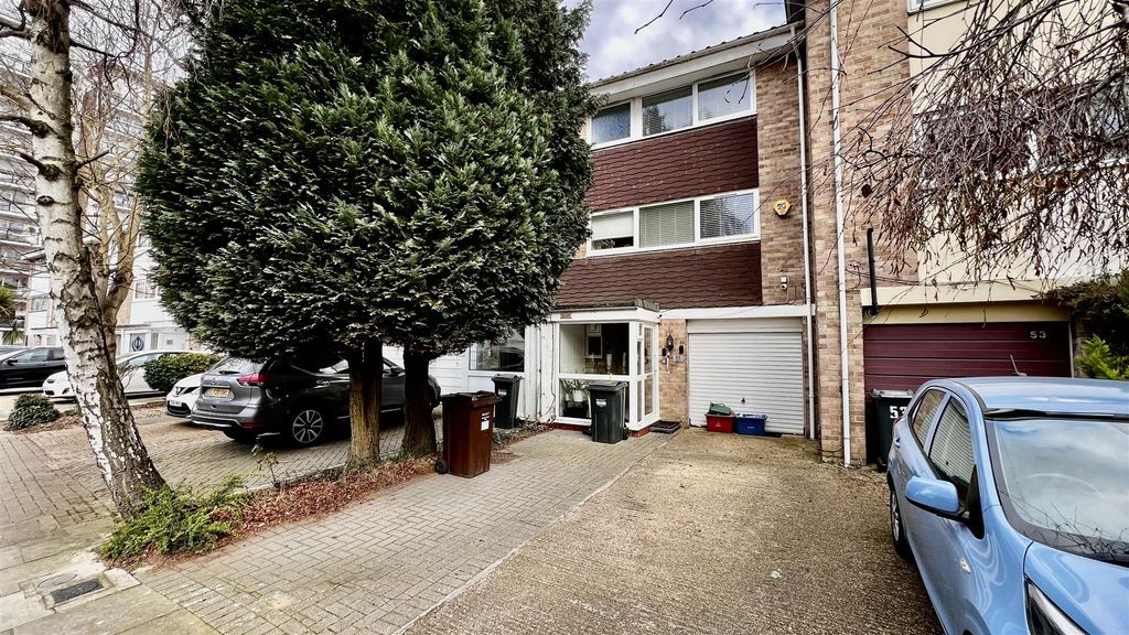 Property photo 1 of 9 View Of Front