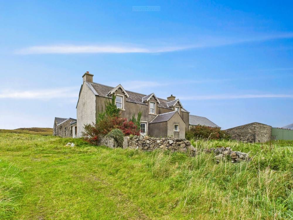 Property photo 1 of 30