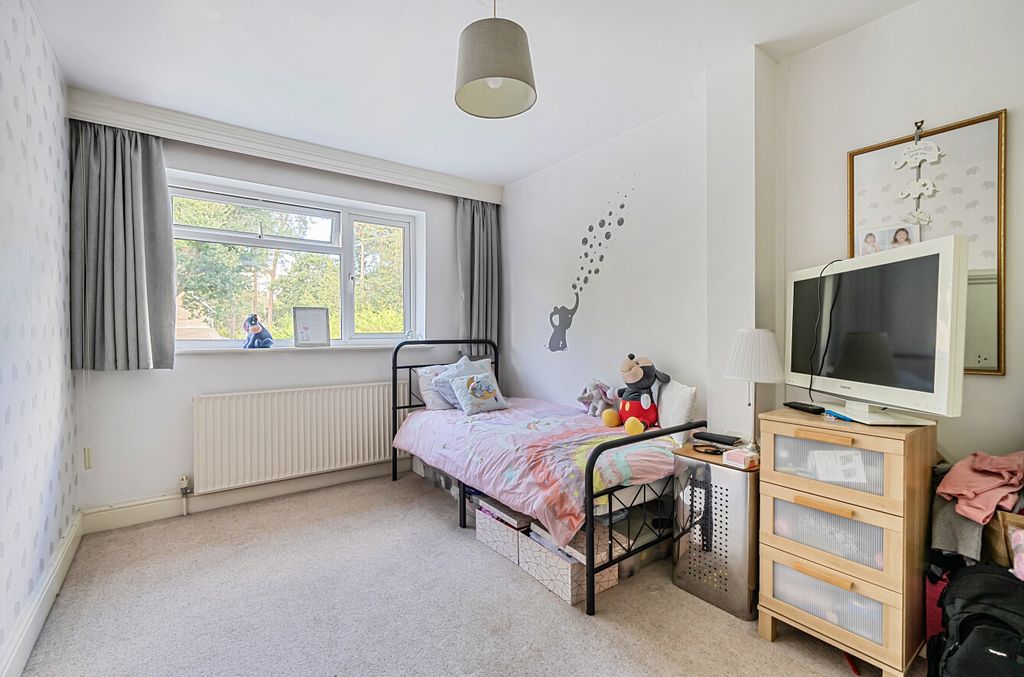 Additional image 14 of 4 bed detached house for saleHatch Ride, Crowthorne, Berkshire RG45