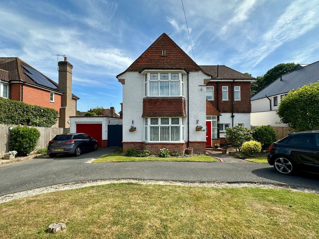 Property photo 1 of 24