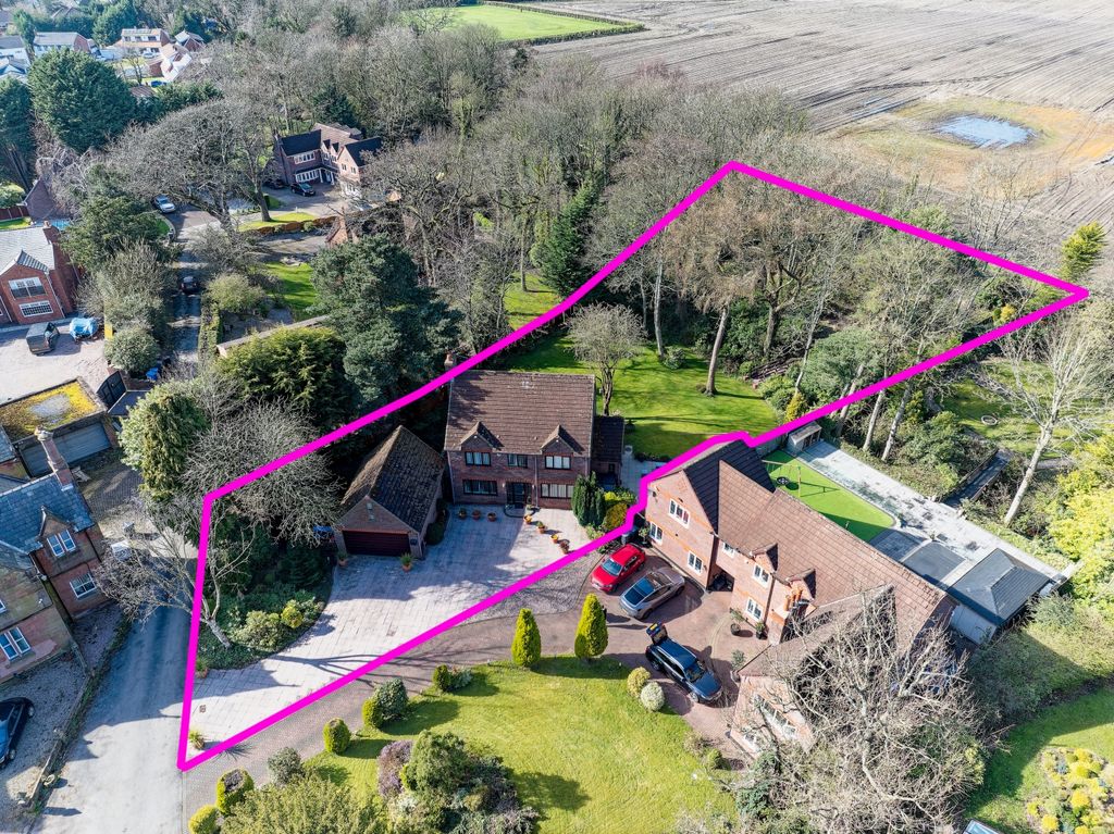 Property photo 3 of 28