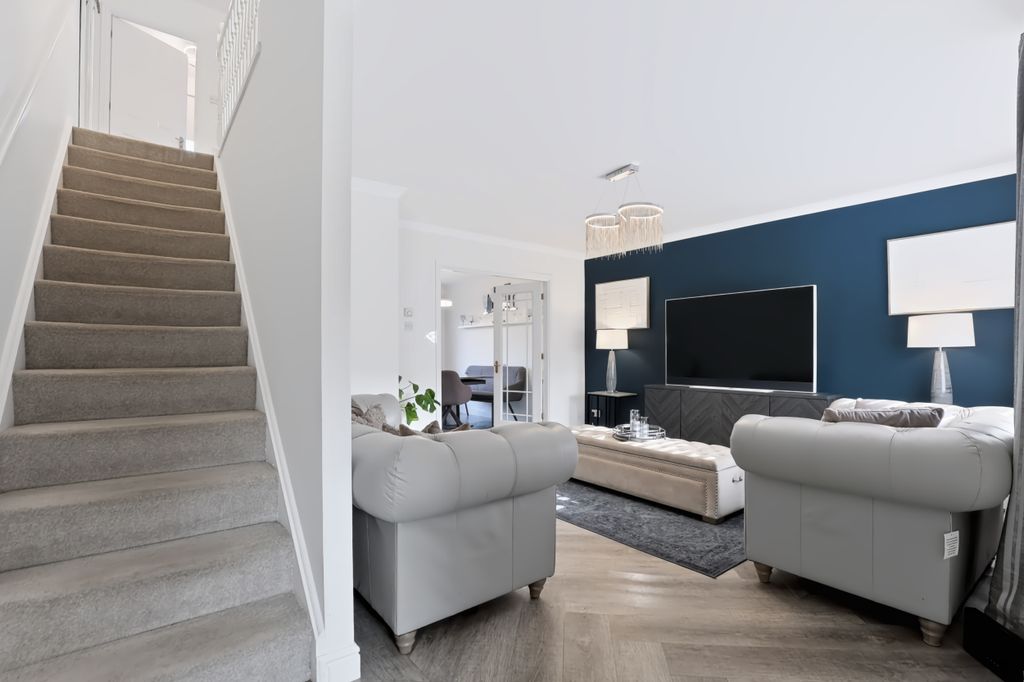 Property photo 2 of 50 Crum7320