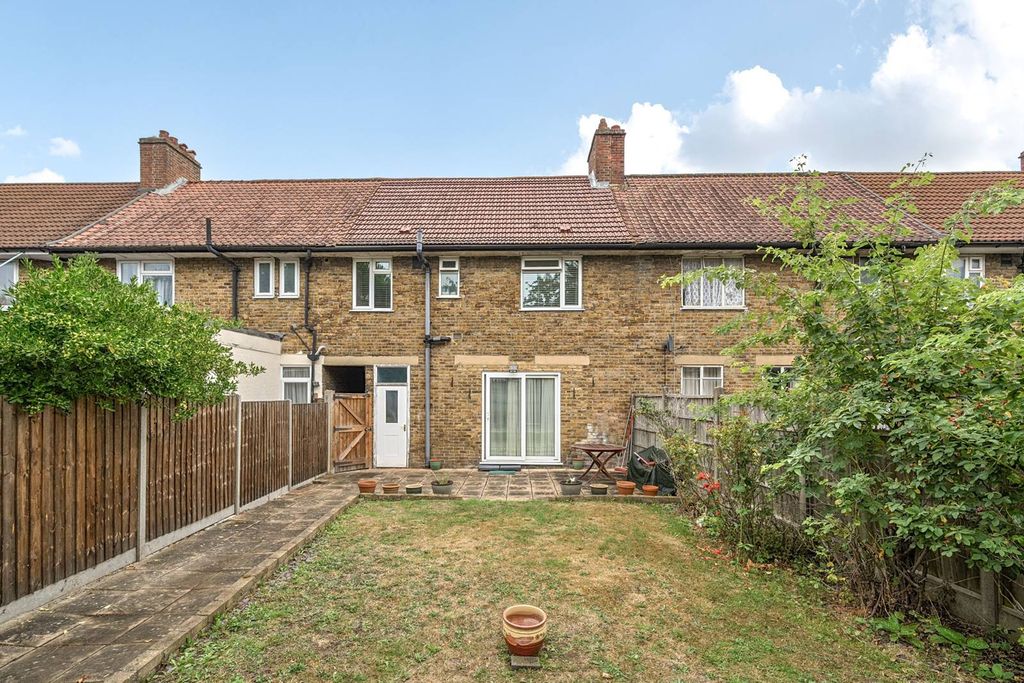 Property photo 1 of 11