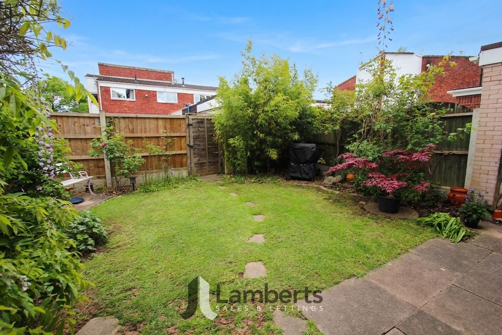 Property photo 2 of 19 Rear Garden