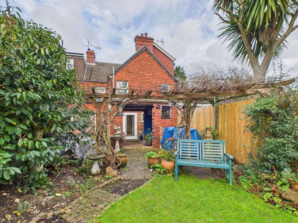 Property photo 2 of 20