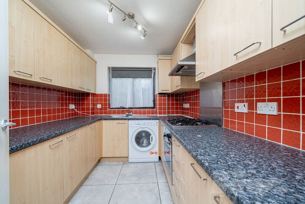 Property photo 3 of 12 Photo 1