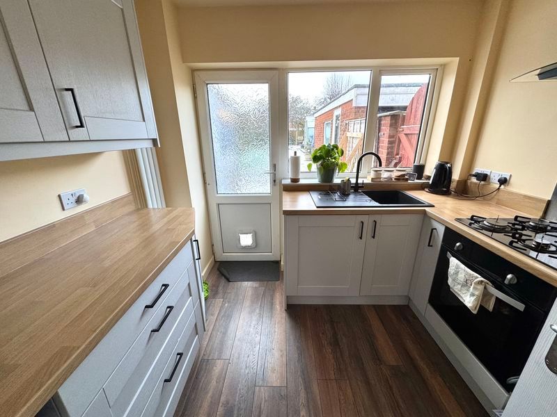 Property photo 2 of 10 Photo 8