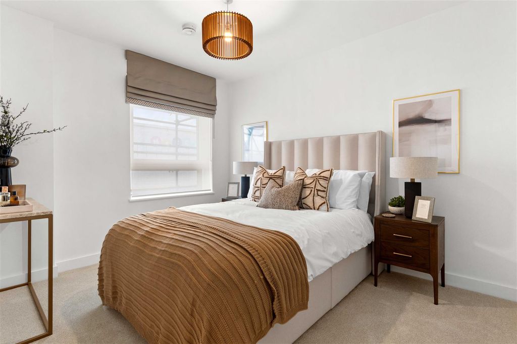 Property photo 1 of 13 1