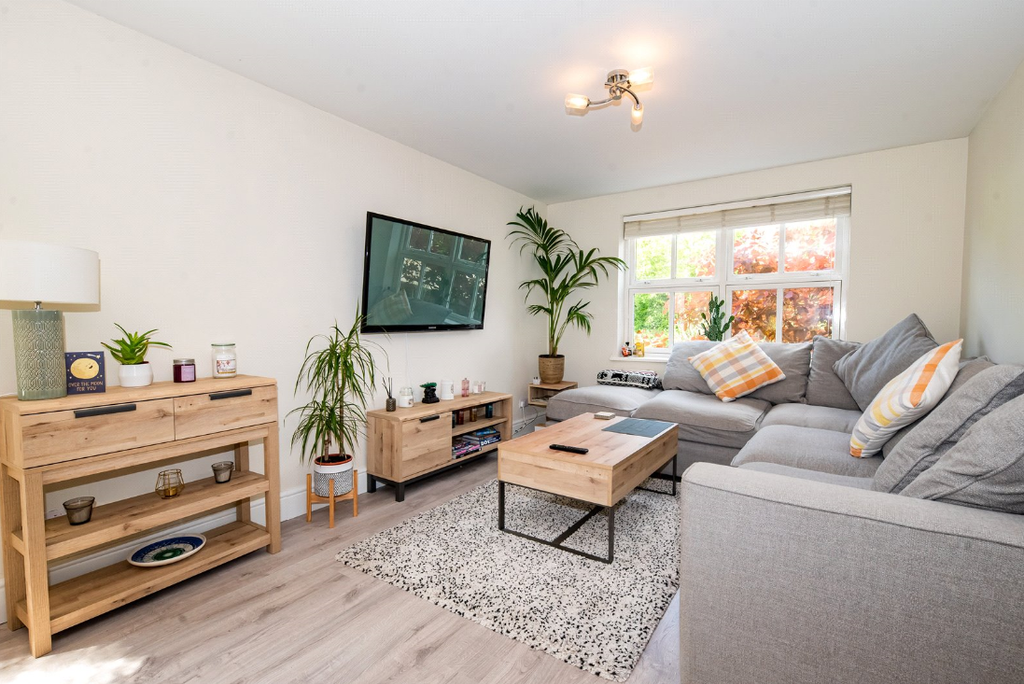 Property photo 2 of 10 2.Png