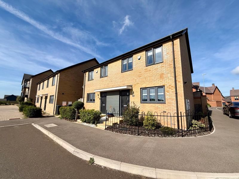 Property photo 1 of 13 Front