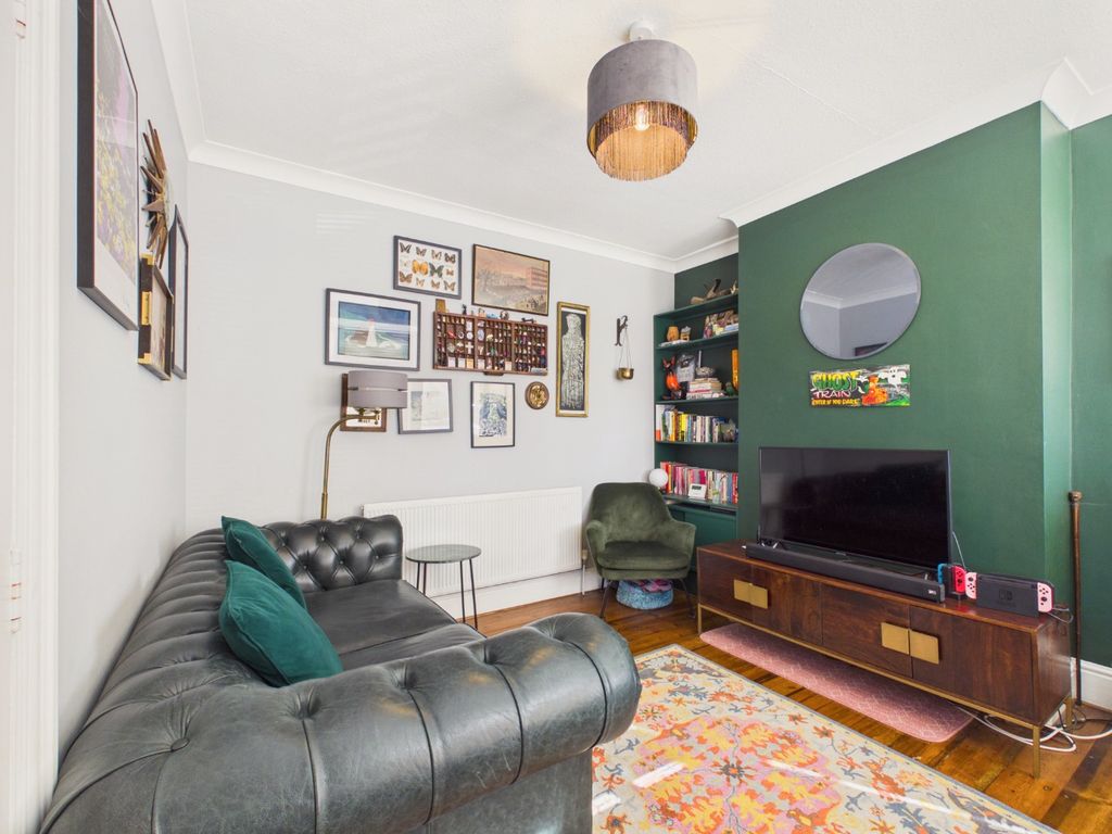 Property photo 2 of 15 5336934