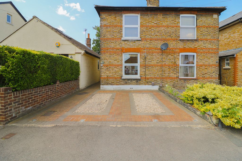 Property photo 1 of 23