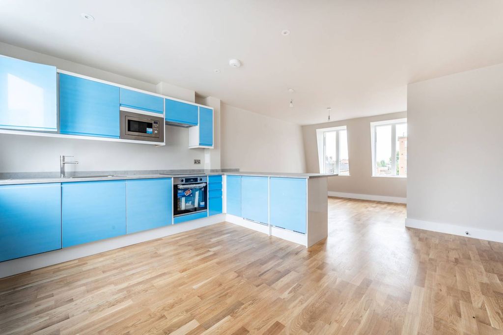 Property photo 2 of 7