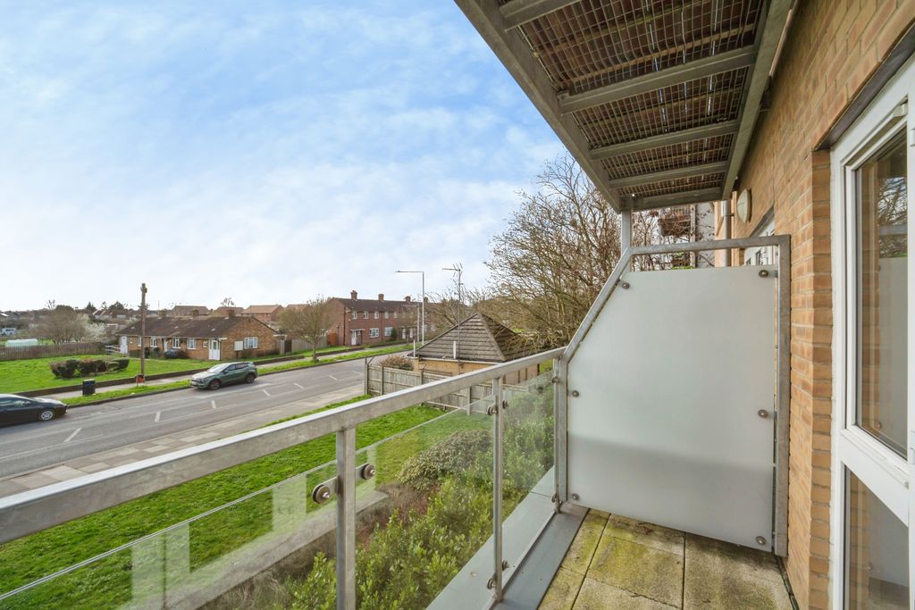 Property photo 3 of 20 Balcony