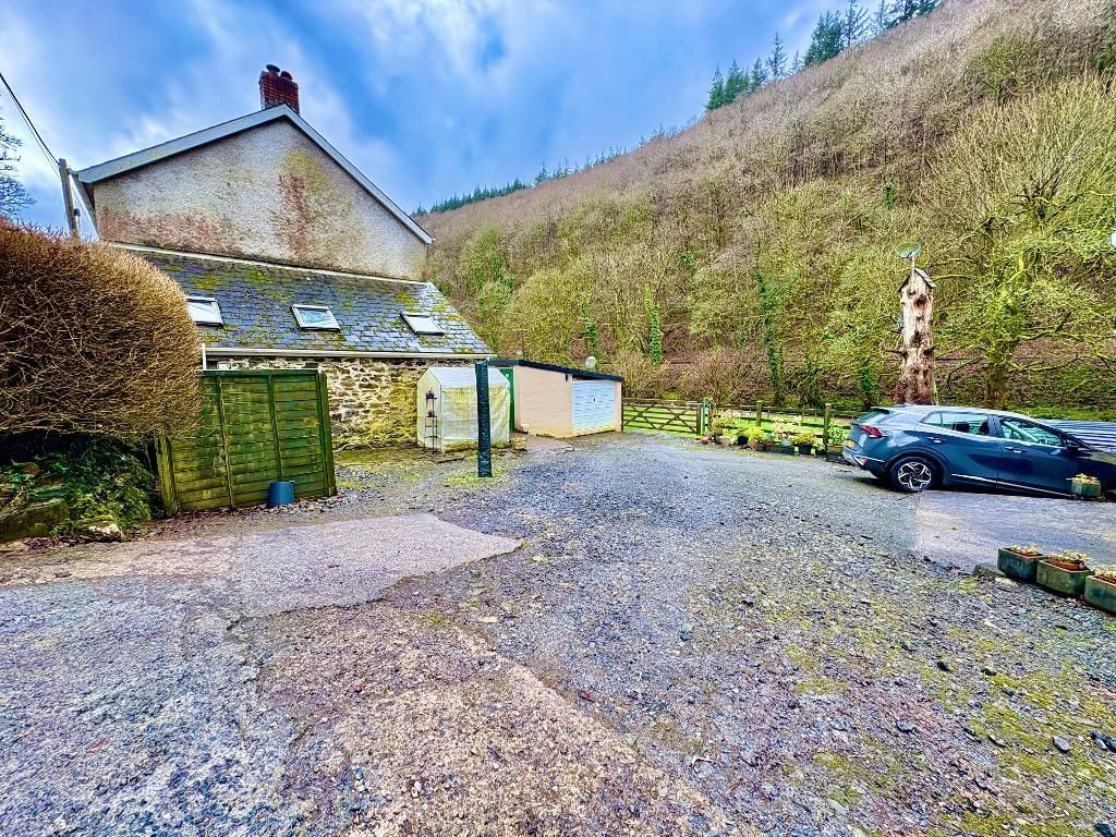 Property photo 2 of 22