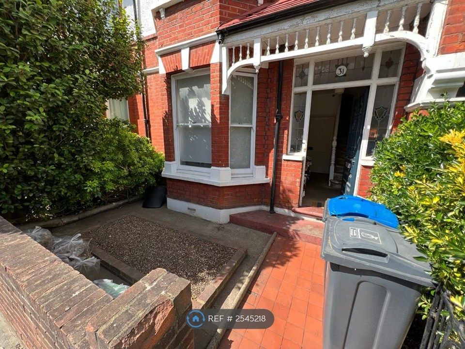 Property photo 1 of 8