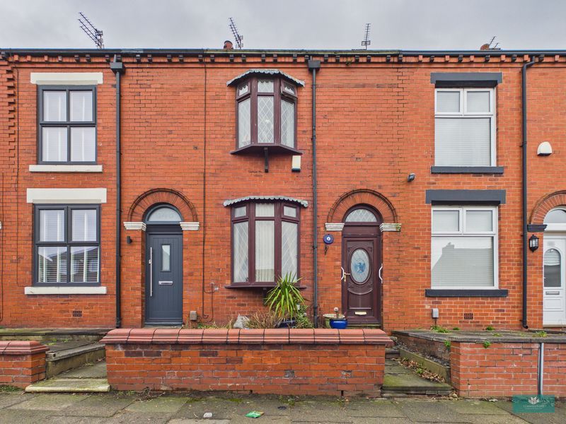 Property photo 1 of 14 Photo 9