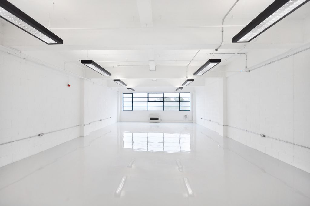Property photo 1 of 8 Parkhall Business Centre