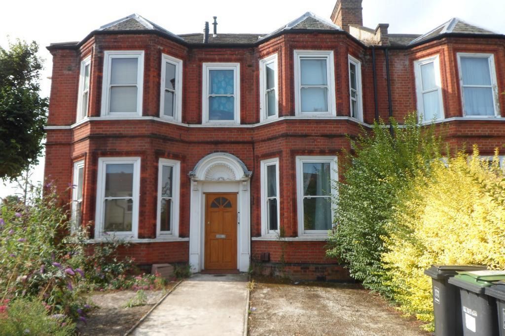 Property photo 1 of 4