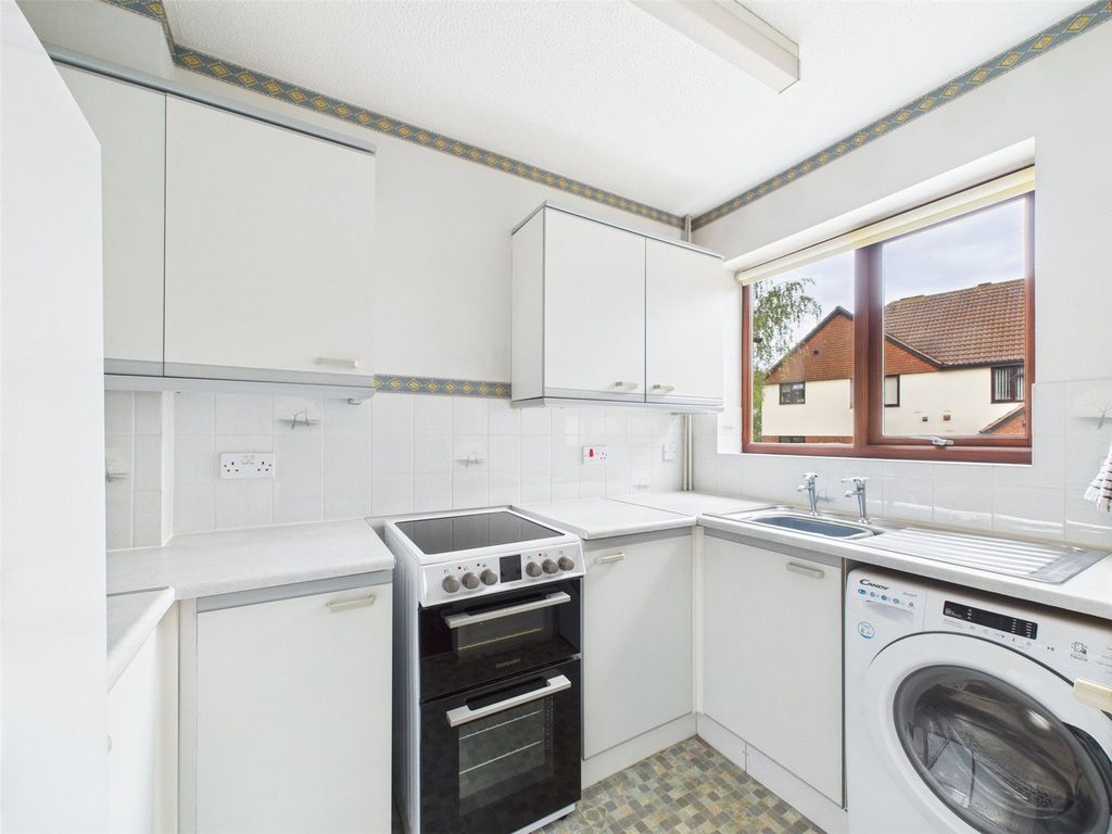 Property photo 2 of 11 Picture No. 10