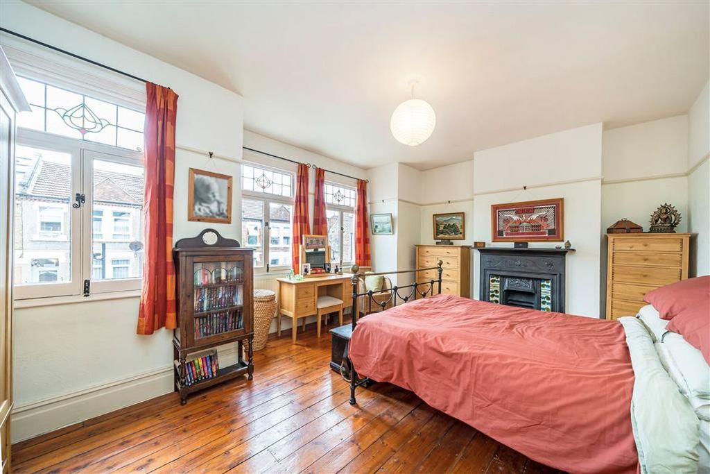 Property photo 3 of 7