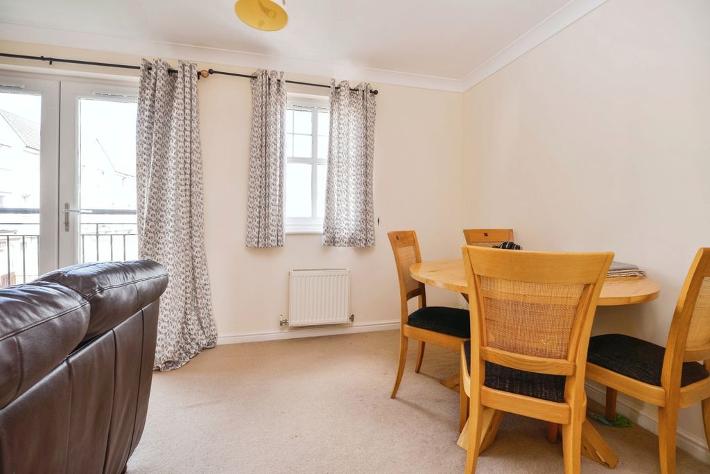 Property photo 3 of 17 Photography