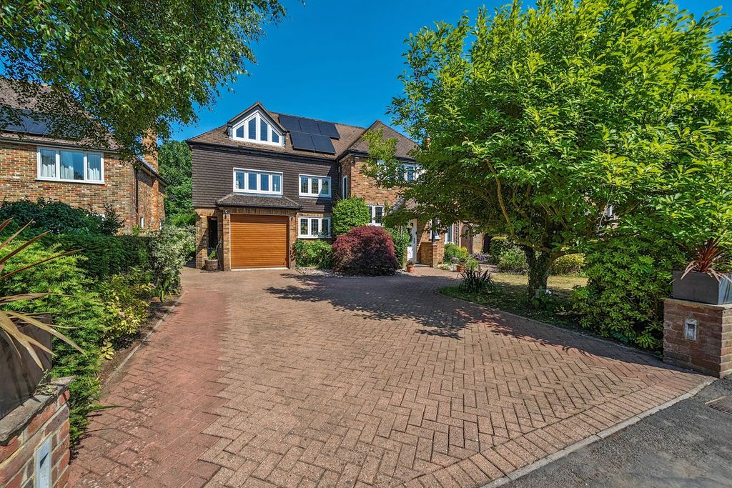 Property photo 1 of 45