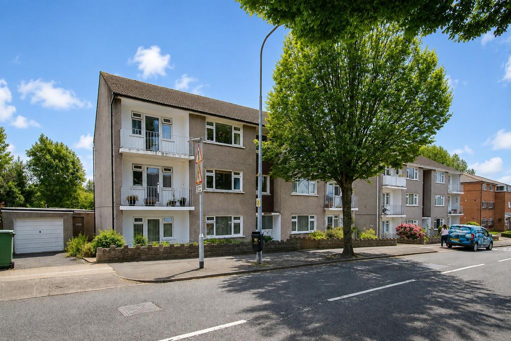 Property photo 1 of 14 F9Ddc711-Eee2-464F-Aeff-dc973F5Cccce.Png