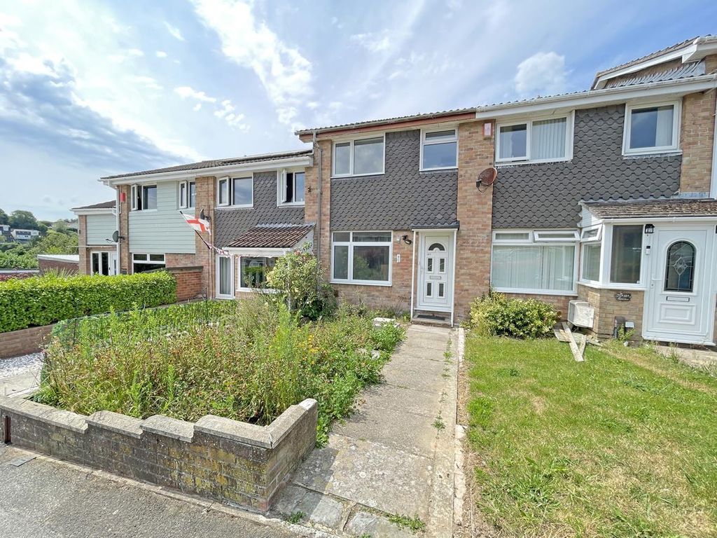 Property photo 1 of 12 Rigdale Close 105 - Front.Jpg