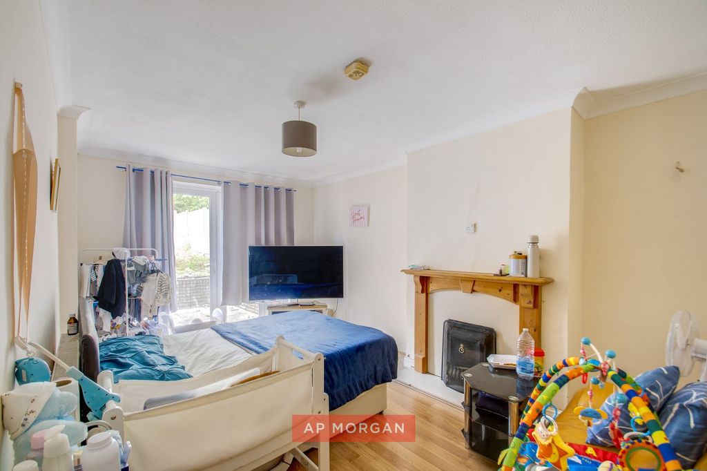 Property photo 3 of 15 Picture No. 07