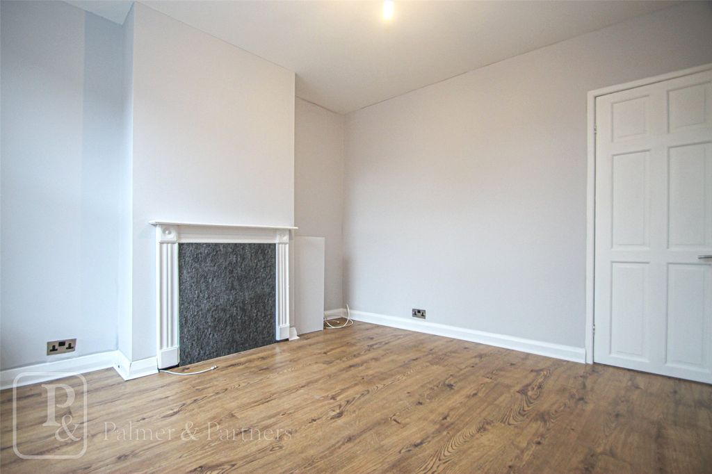 Property photo 3 of 13 Living Room